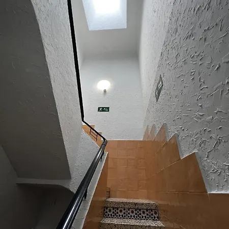 Casa De La Luz - Numero 7 * Alicante
